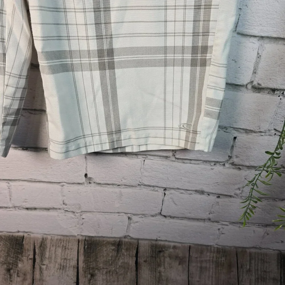 MENS O'NEILL PLAID SHORTS SIZE 28 CREAM AND GRAY GREAT CONDITION